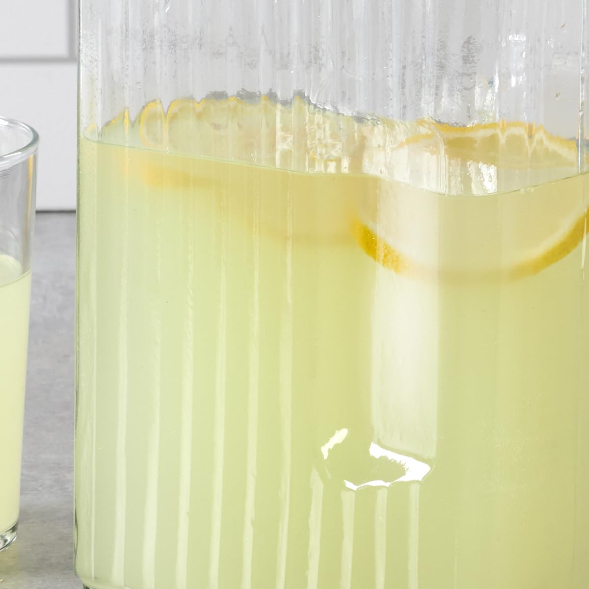 Anchor Hocking 2 Quart Bistro Pitcher with Lid, Pack of Two - Image 5